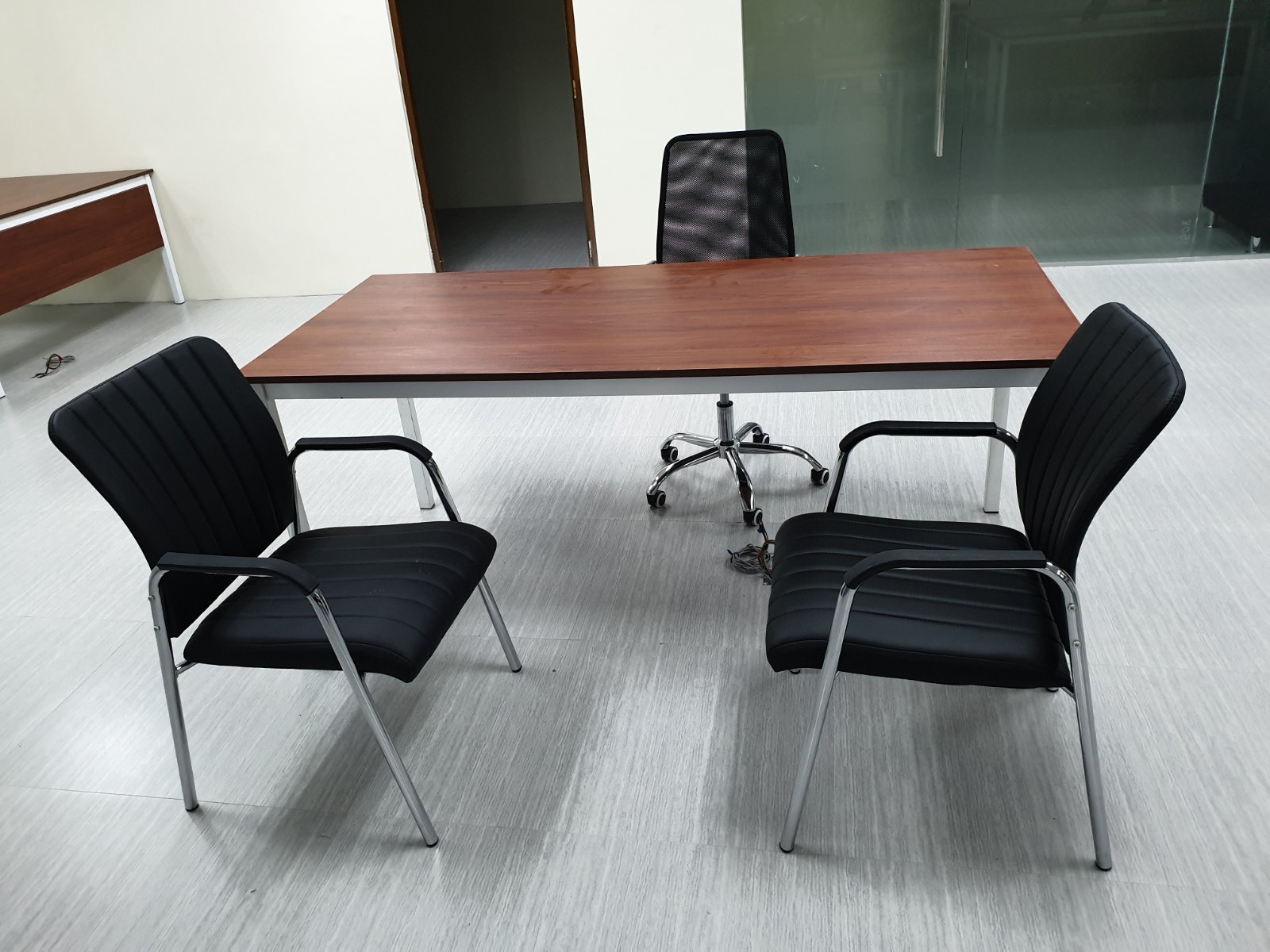 Free Standing Tables Figure Home & Office Furniture Trading
